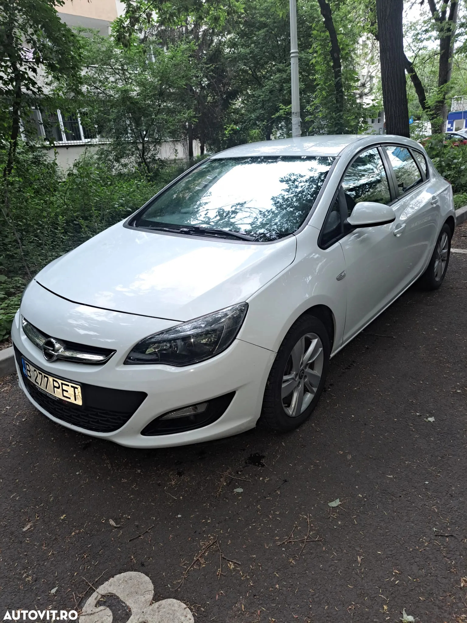 Opel Astra 1.7 CDTI DPF Design Edition - 3