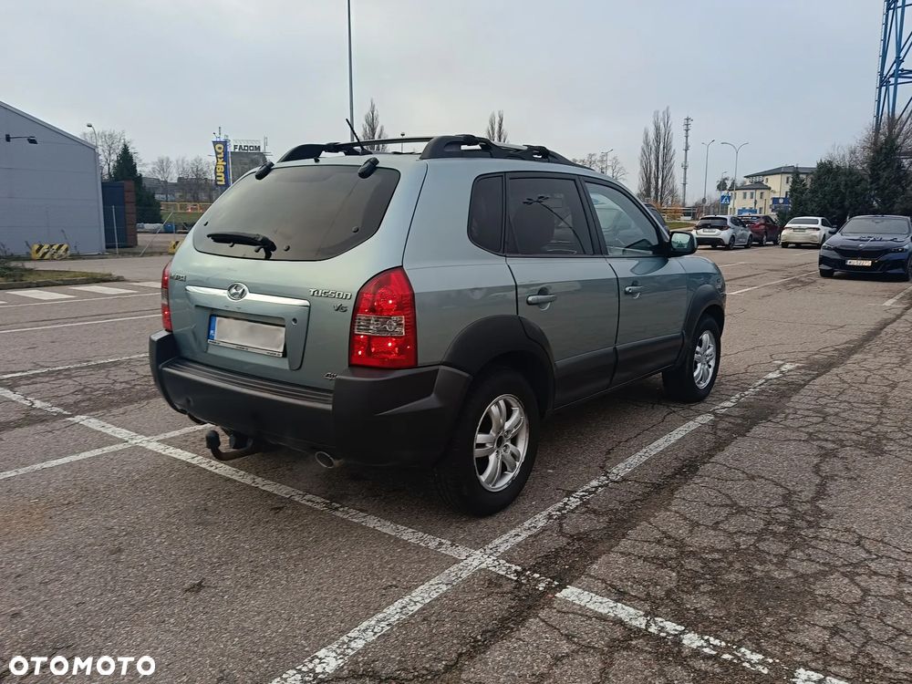 Hyundai Tucson 2.7 V6 4WD GLS - 5