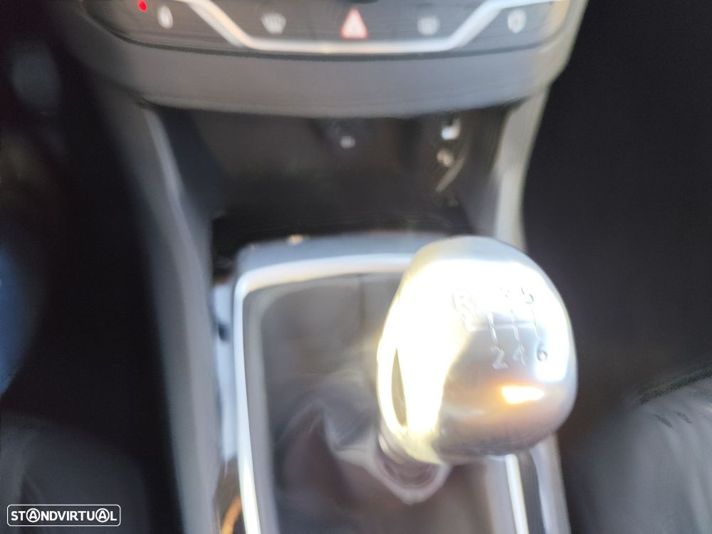 Peugeot 308 SW 1.2 PureTech Active - 15