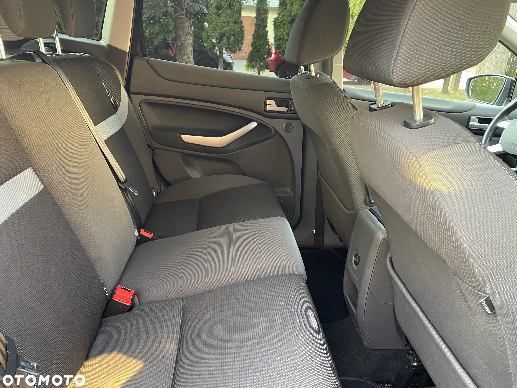 Ford Kuga 2.0 TDCi 2x4 Trend - 29