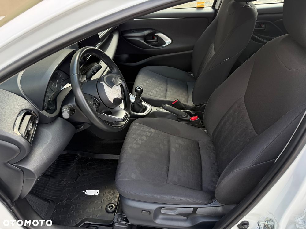 Toyota Yaris 1.5 Comfort - 38
