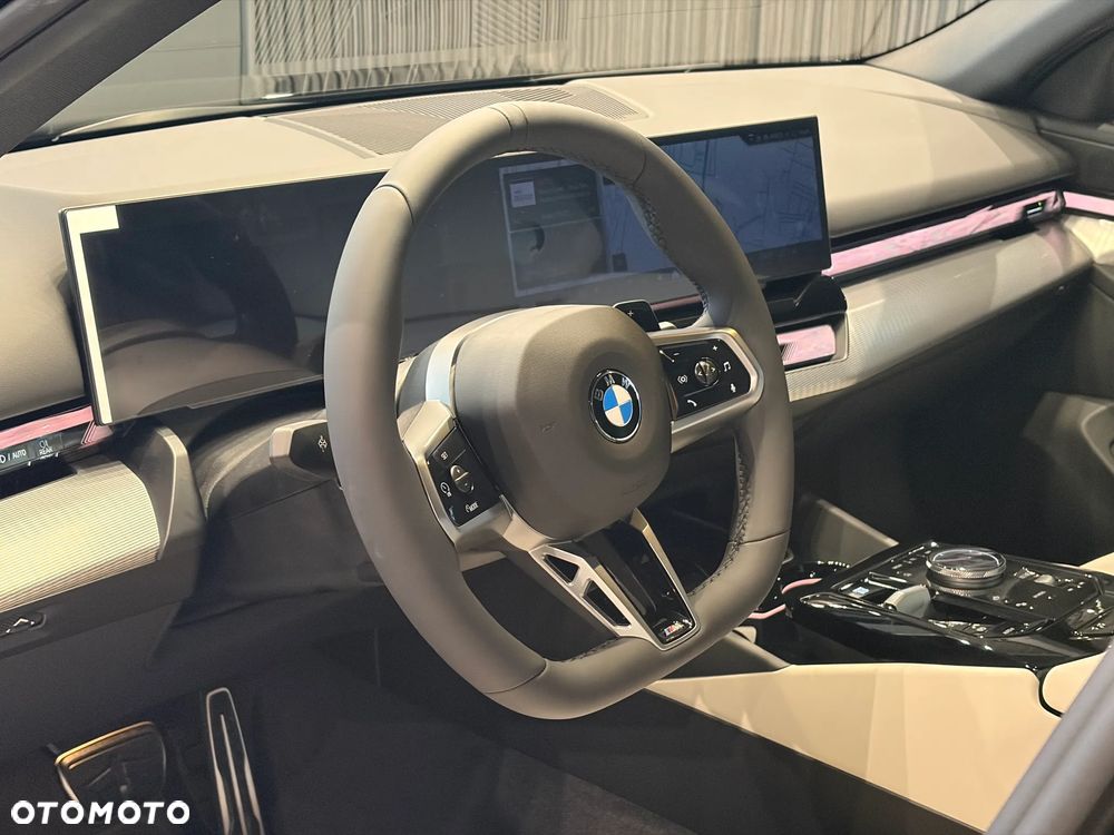 BMW Seria 5 520i mHEV M Sport - 23
