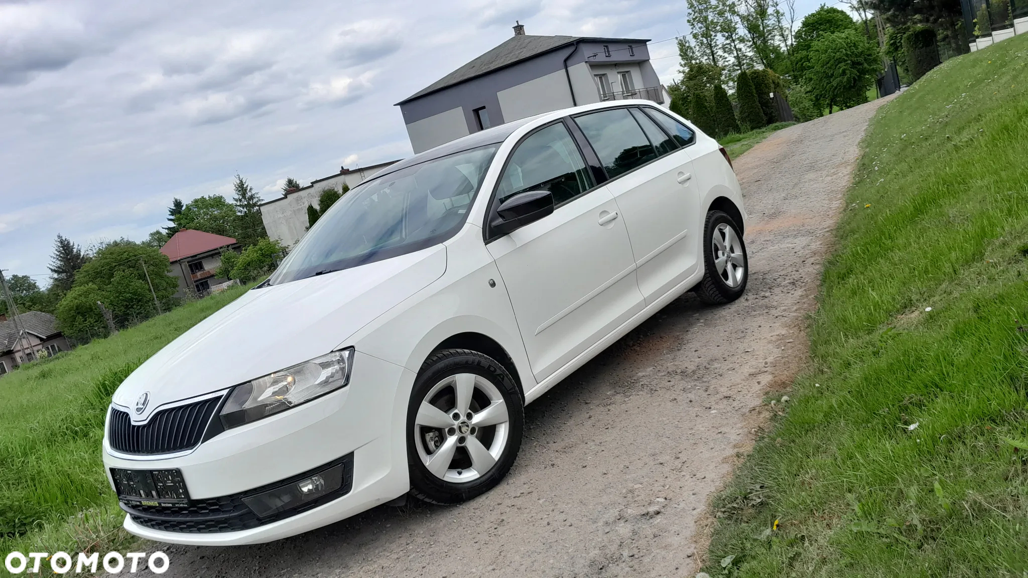 Skoda RAPID - 23