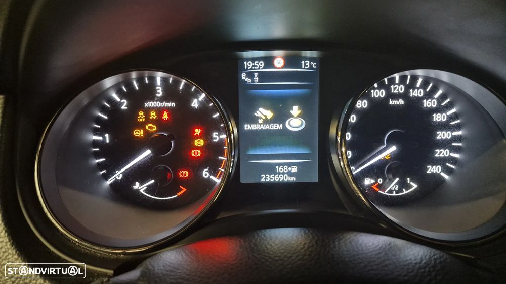 Nissan Qashqai 1.6 dCi Tekna Premium - 9