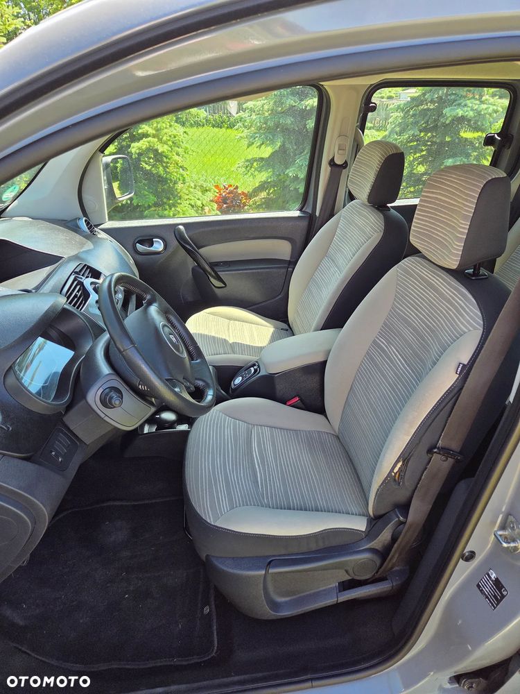 Renault Kangoo dCi 90 FAP TomTom Edition - 10