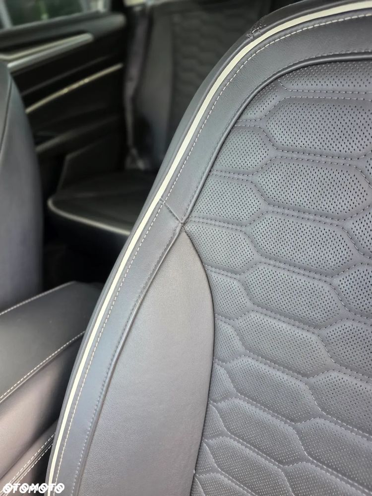 Ford Mondeo Vignale 2.0 EcoBoost - 21