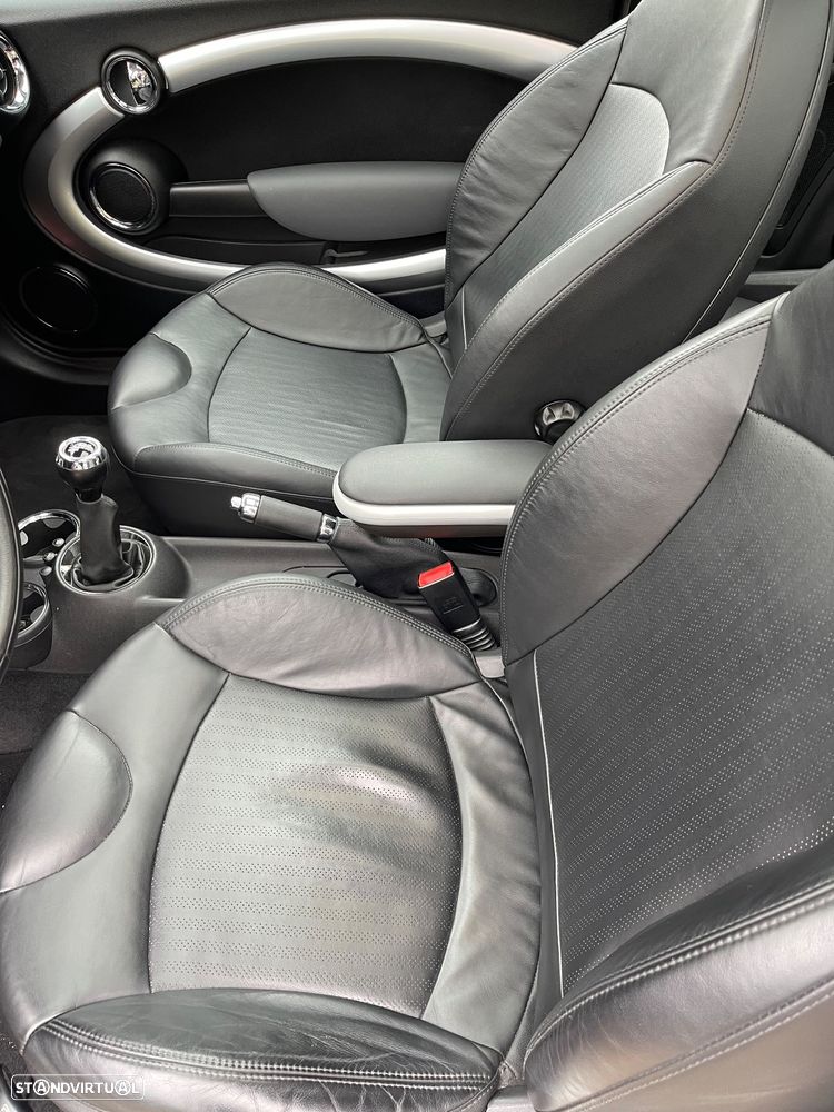 MINI 3 Portas Cooper D - 8