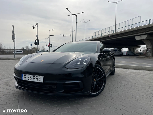 Porsche Panamera Standard