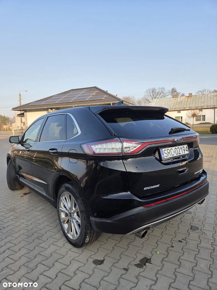 Ford Edge - 2