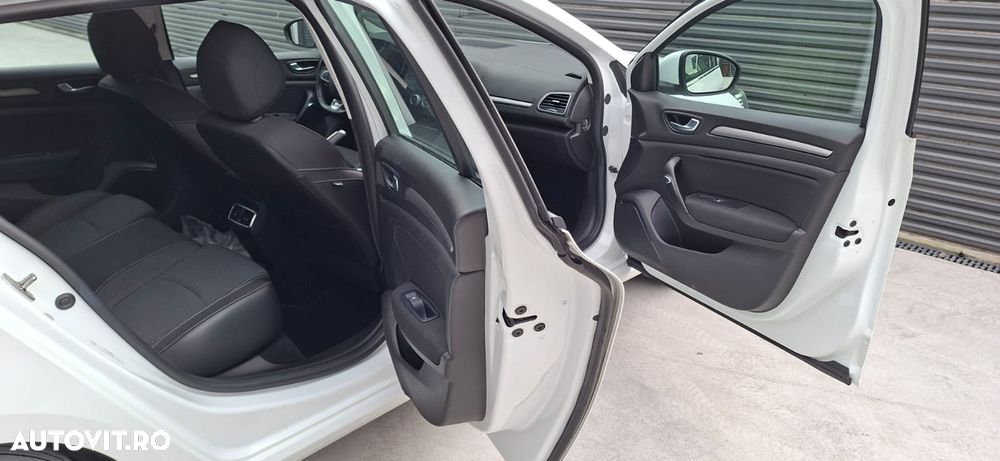 Renault Megane BLUE dCi Limited - 8