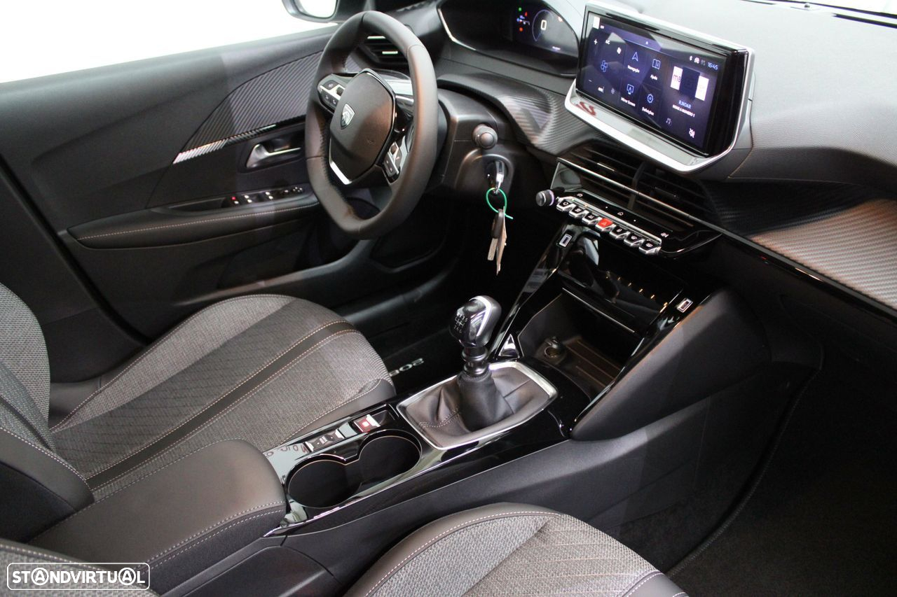 Peugeot 208 1.2 PureTech Allure - 17