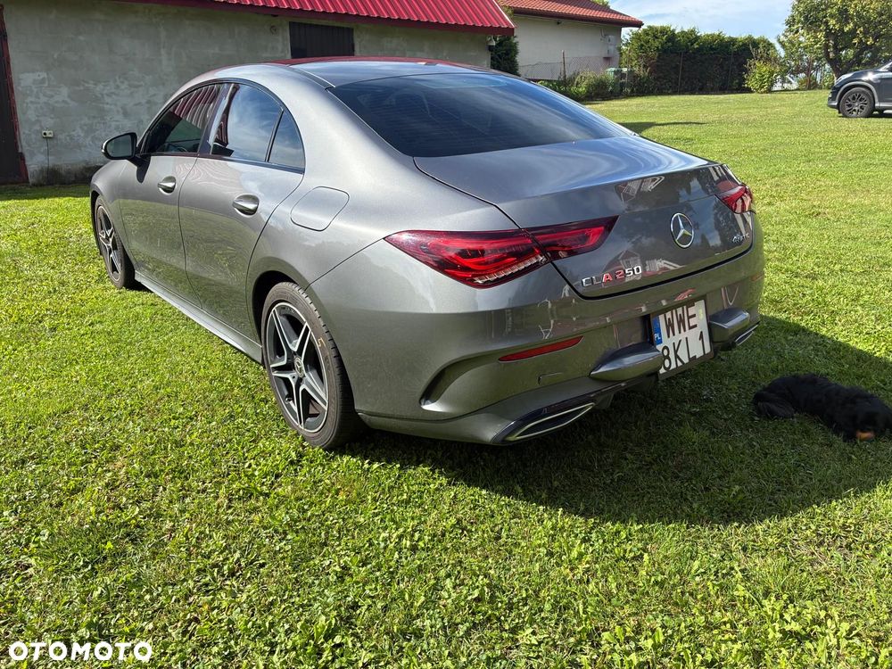 Mercedes-Benz CLA 250 4-Matic AMG Line 7G-DCT - 3