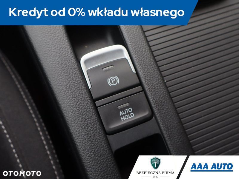 Volkswagen Passat - 14