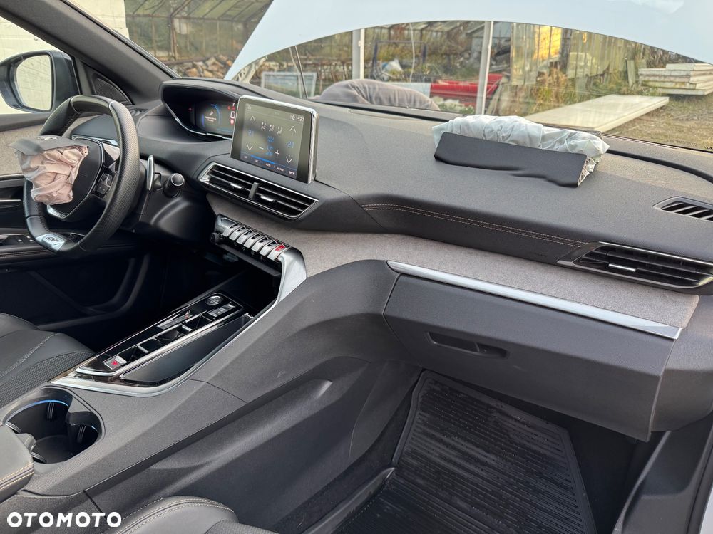 Peugeot 3008 1.2 PureTech GT S&S EAT8 - 13