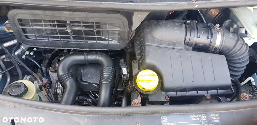 Opel Vivaro - 8