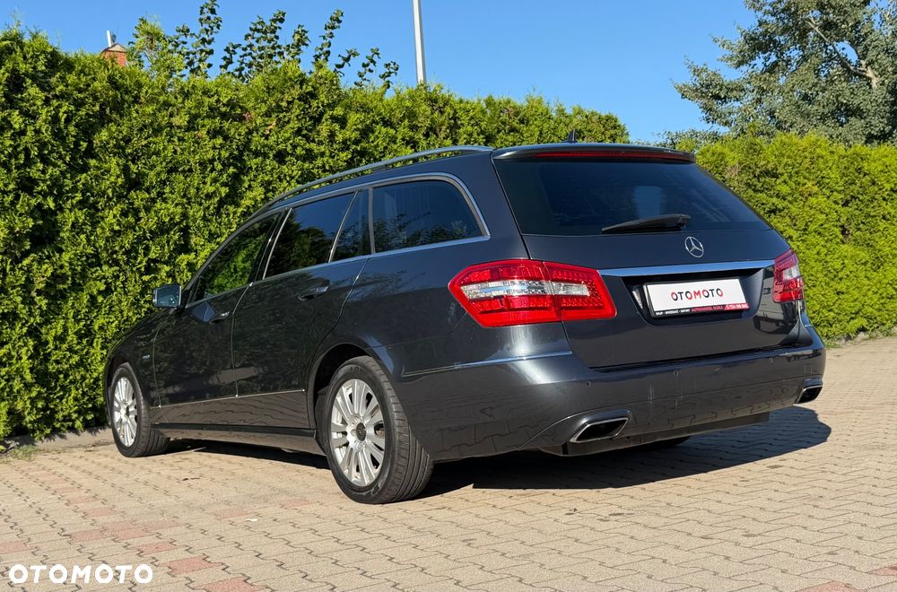 Mercedes-Benz Klasa E - 12