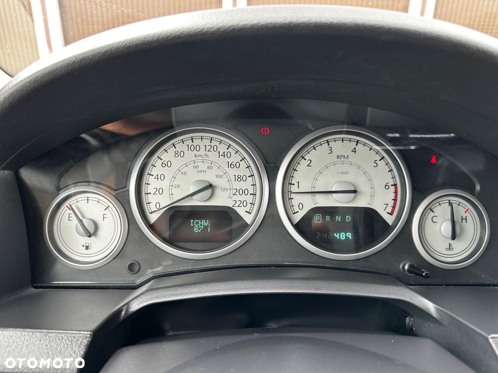 Chrysler Grand Voyager 3.8 V6 Limited - 9