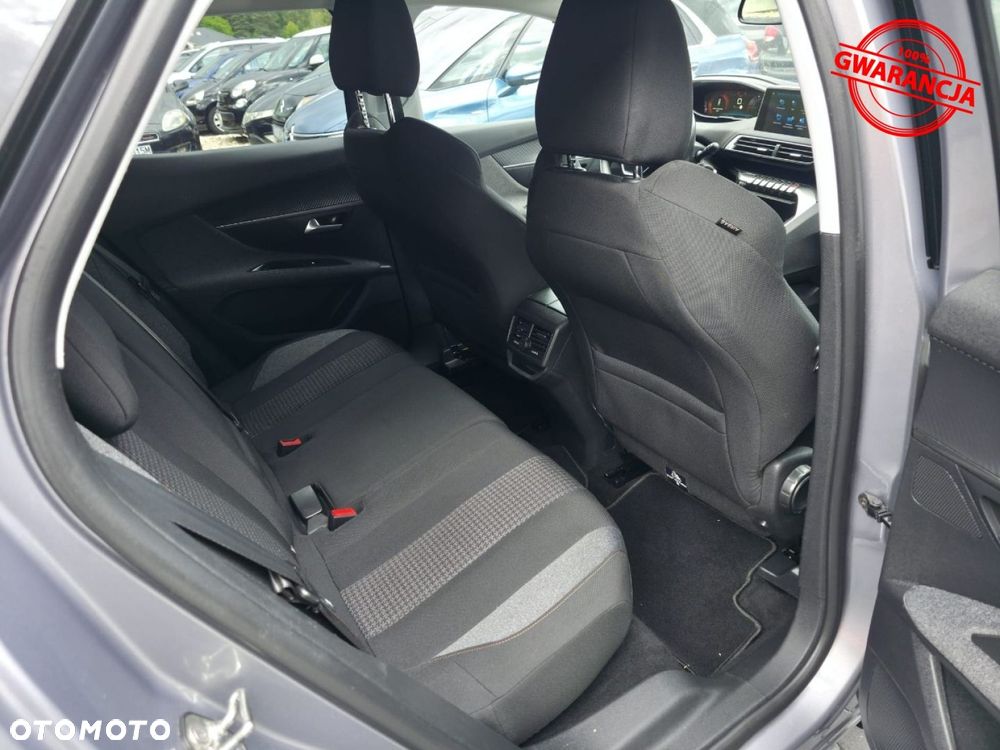 Peugeot 3008 - 25