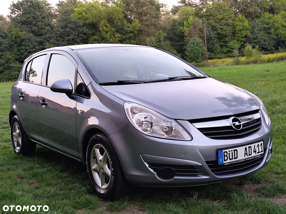 Opel Corsa 1.2 16V Easytronic Cosmo - 1