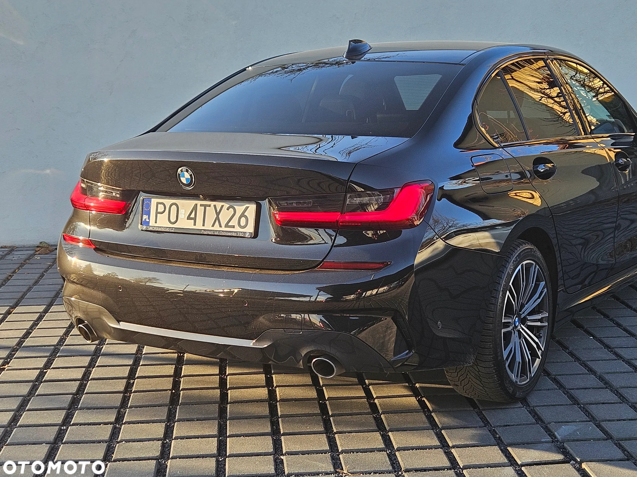 BMW Seria 3 318d M Sport - 9