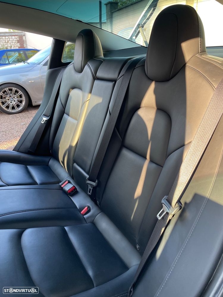 Tesla Model 3 Long Range AWD Dual Motor - 17