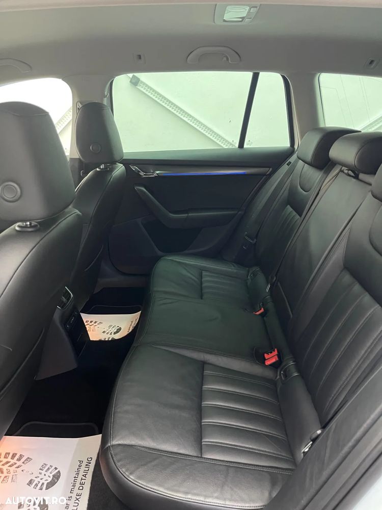 Skoda Octavia Combi Diesel 1.6 TDI DSG Style - 33