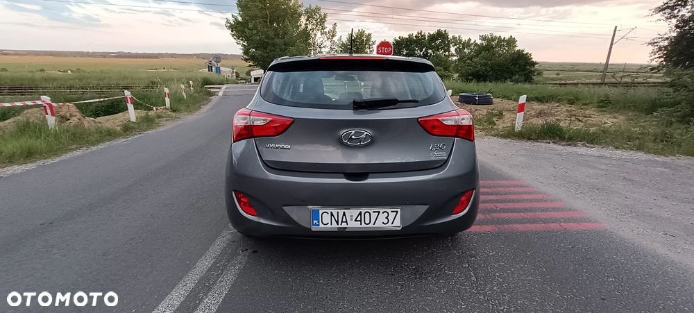 Hyundai i30 1.4 Fifa World Cup Edition - 6