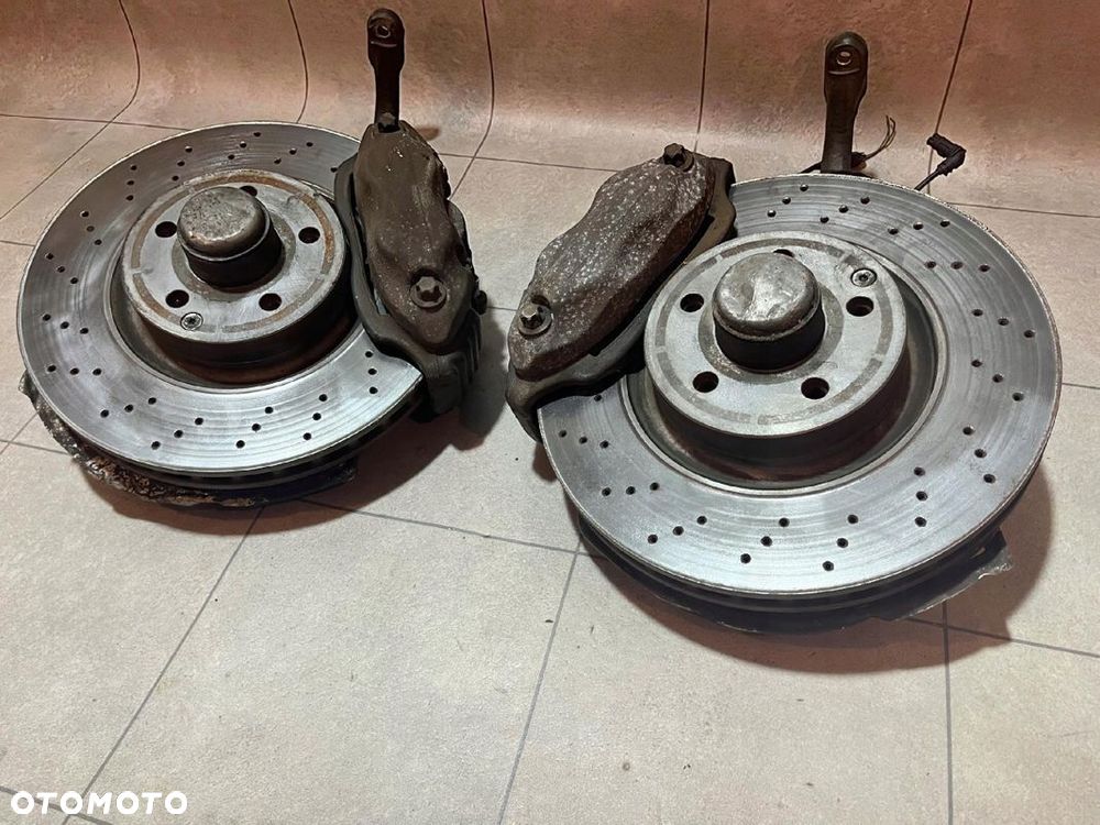 MERCEDES W221 3.0CDI ZWROTNICA ZACISK TARCZA PRZÓD - 3