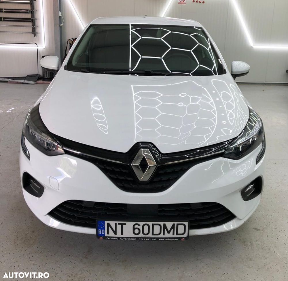 Renault Clio - 12