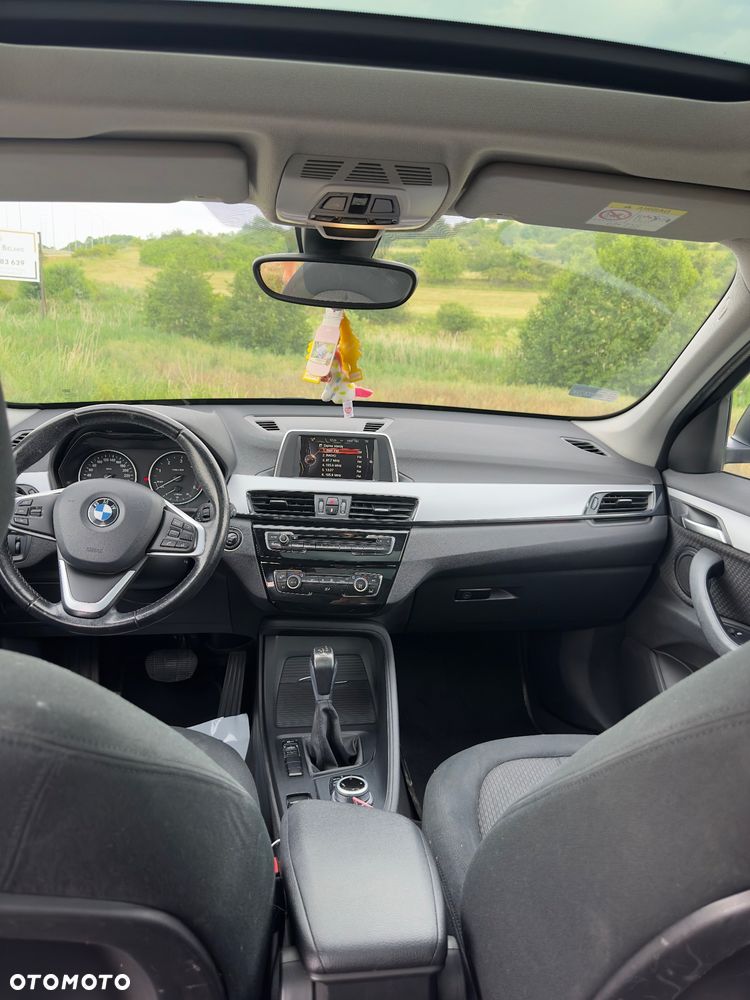 BMW X1 sDrive18d - 8