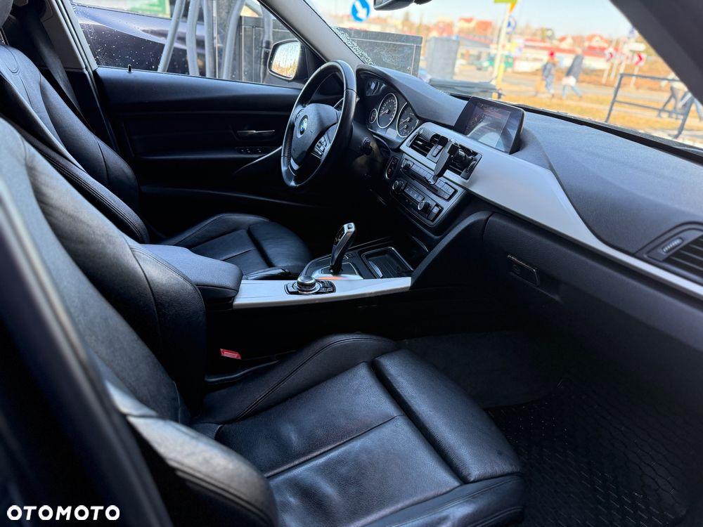 BMW Seria 3 318d - 23