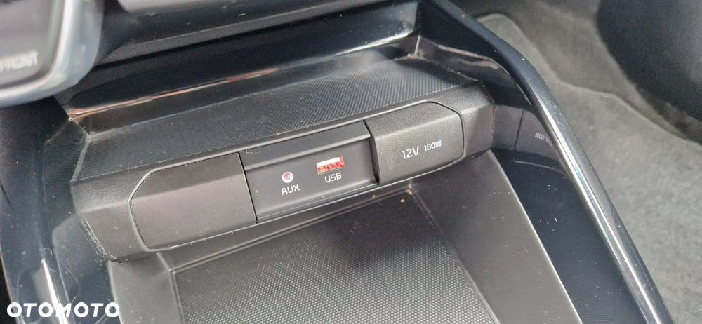 Kia Stonic - 37