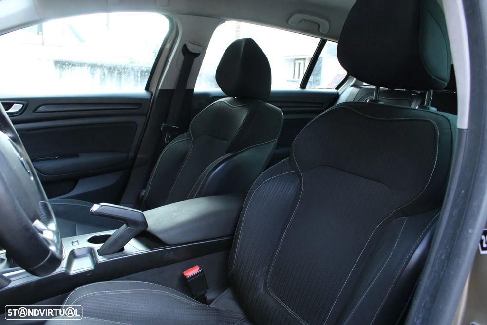 Renault Mégane Sport Tourer 1.5 dCi Limited - 23