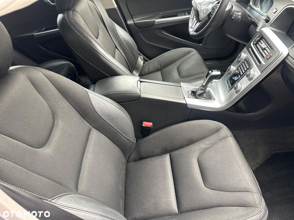 Volvo V60 - 27