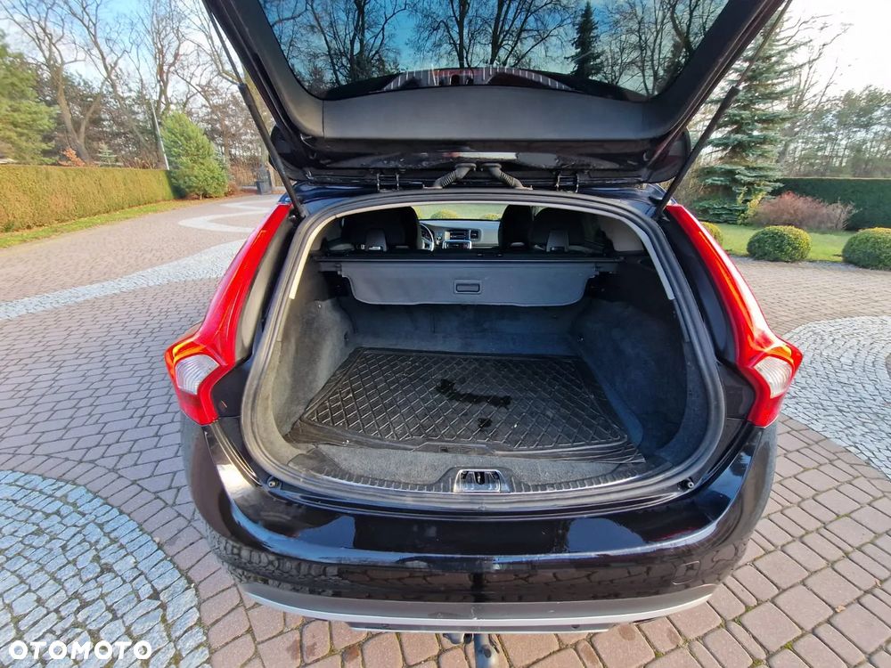 Volvo V60 D2 Momentum - 21