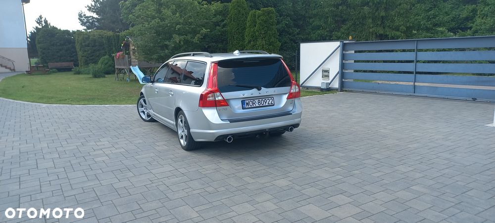 Volvo V70 D5 AWD R-Design Summum - 14