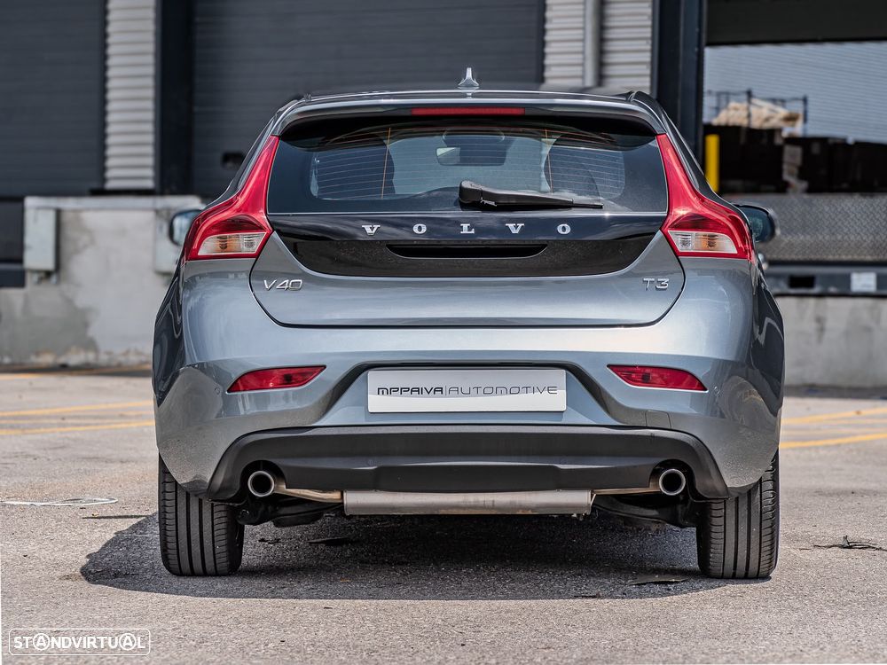 Volvo V40 1.5 T3 Sport Edition Plus Geartronic - 12