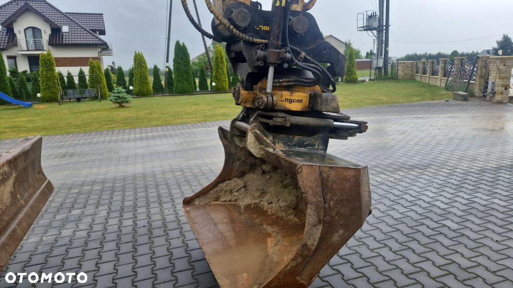 Case WX125/ Rototilit Engcon/ Maszyna sprowadzona/ - 18