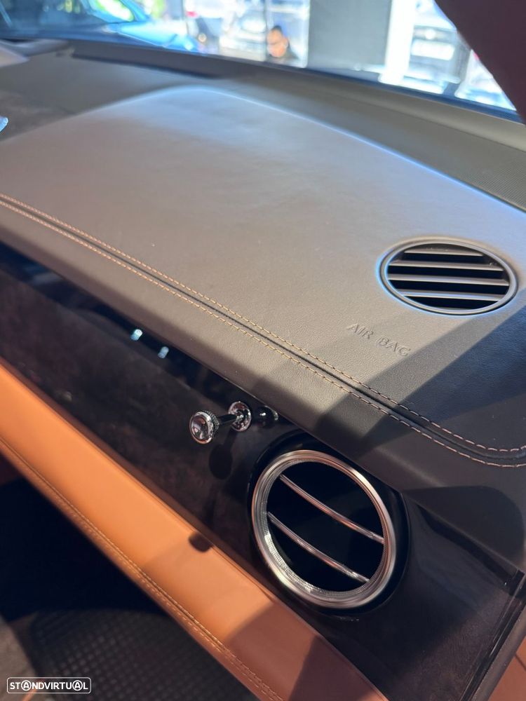 Bentley Bentayga Hybrid - 31