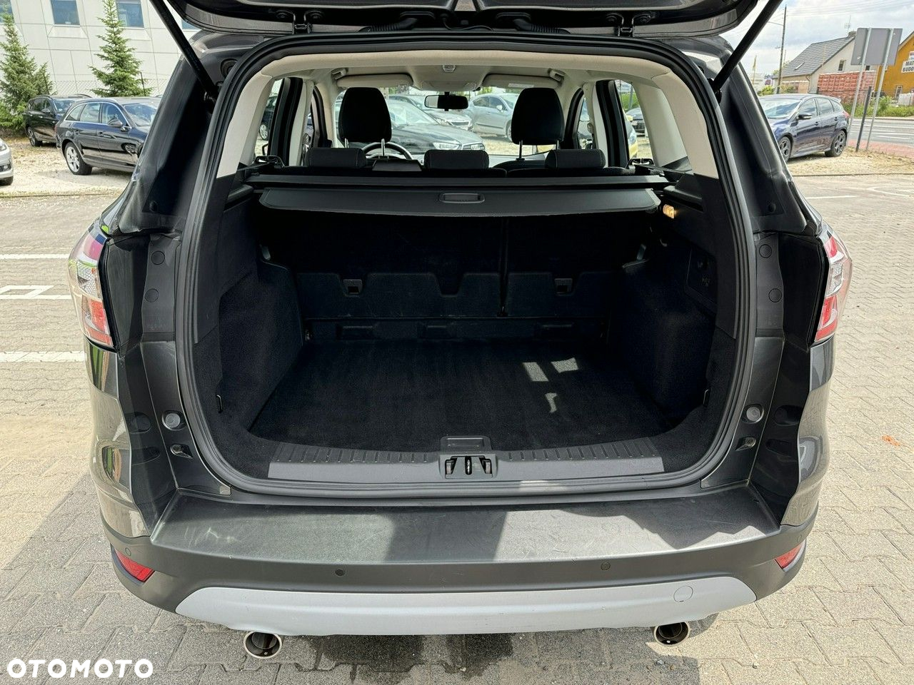 Ford Kuga - 24