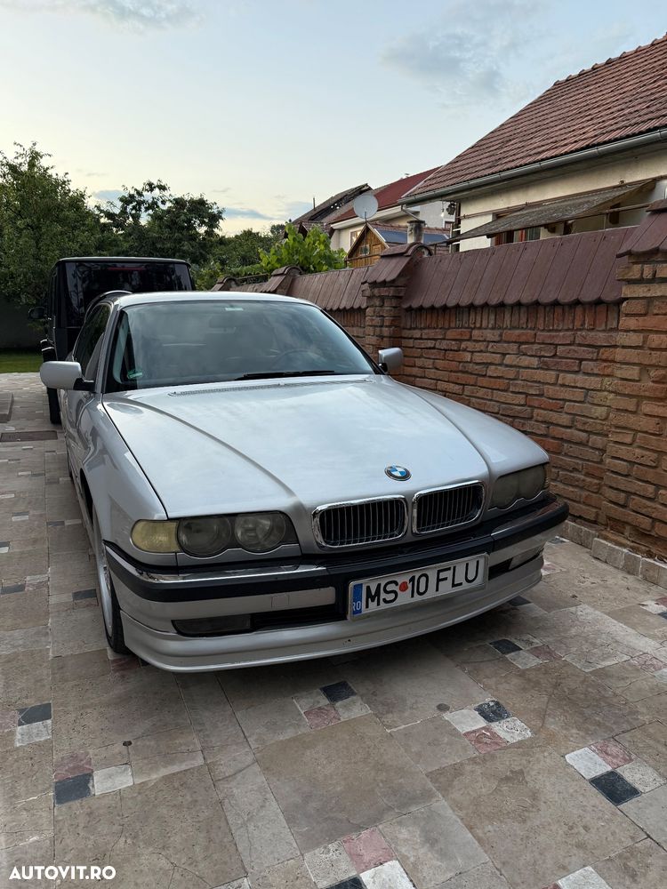 BMW Seria 7 - 2