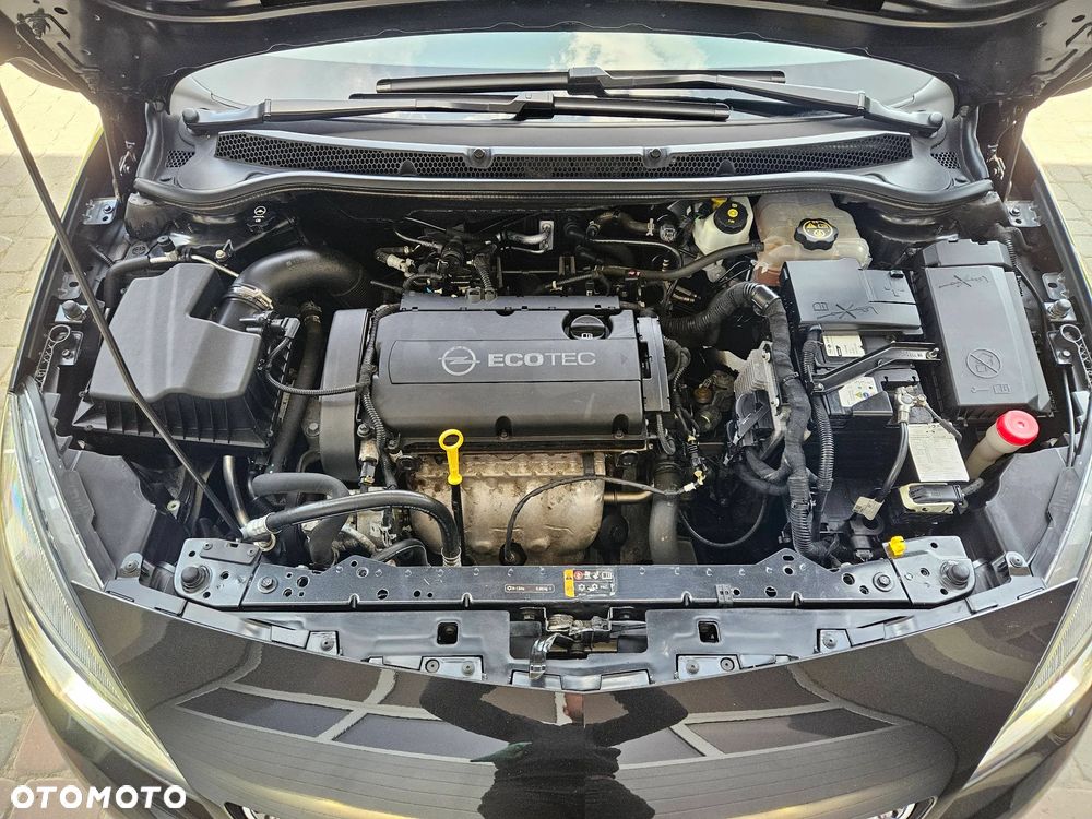 Opel Astra 1.6 Sports Tourer Selection - 17