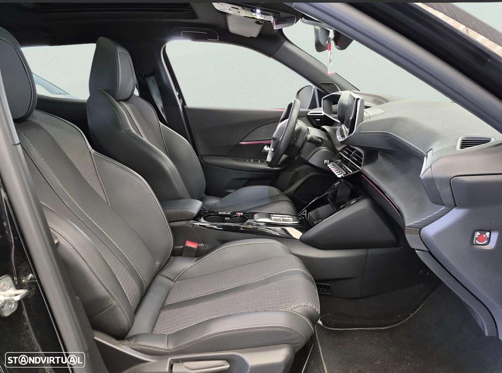 Peugeot e-2008 156 GT Exclusive - 15