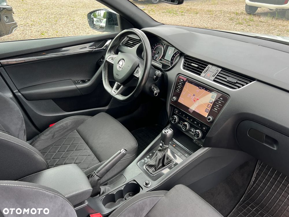 Skoda Octavia 2.0 TDI 4x4 DSG RS - 20
