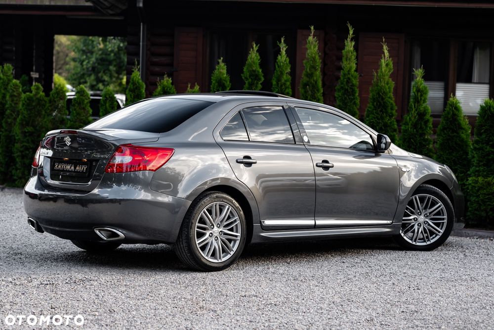Suzuki Kizashi 2.4 4x4 CVT Sport - 15