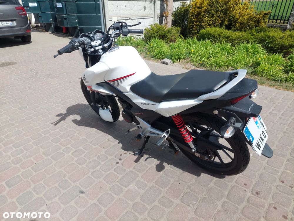 Honda CB - 3