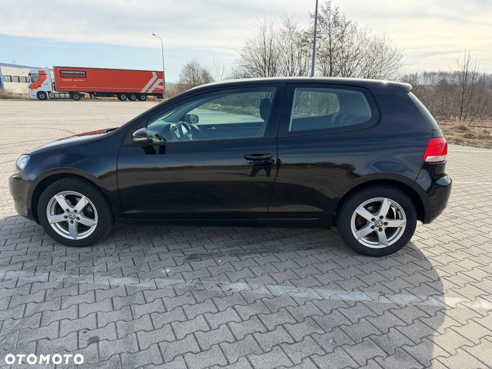 Volkswagen Golf 1.6 TDI DPF Comfortline - 10
