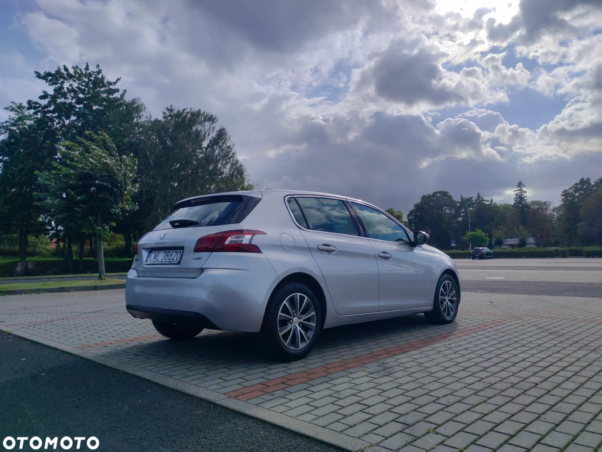 Peugeot 308 BlueHDi FAP 150 EAT6 Stop&Start Allure - 7