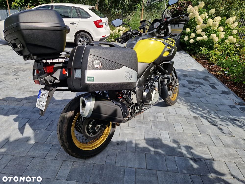 Suzuki V-STROM - 7