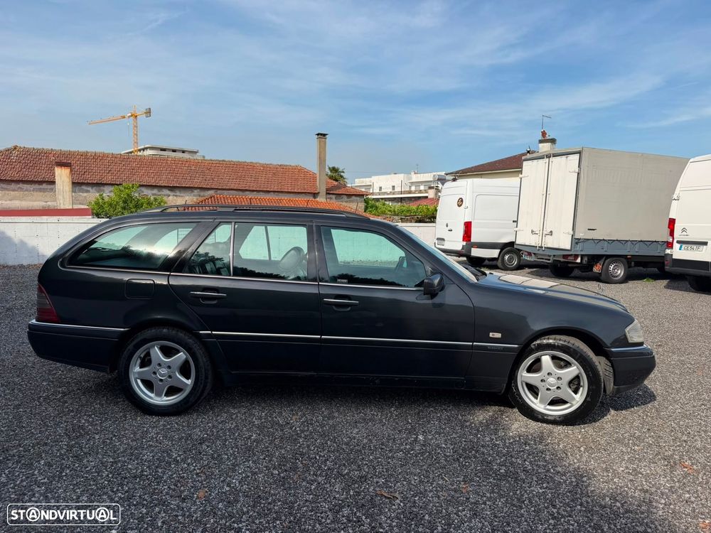 Mercedes-Benz C 250 - 12